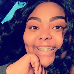 Meet your Posher, Markia